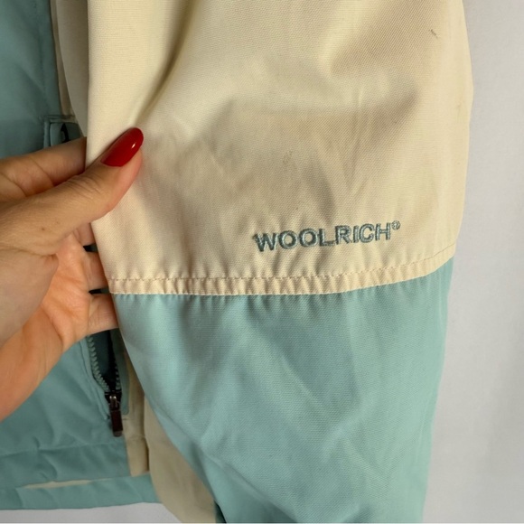 Woolrich Women's Mint and Cream Jacket Size:L - Picture 9 of 14